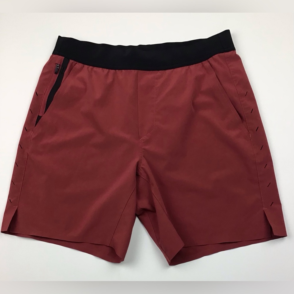 Ten thousand interval shorts men’s medium red